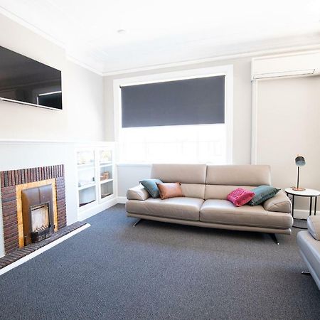 Horse And Jockey Hotel Homebush Сидней Экстерьер фото
