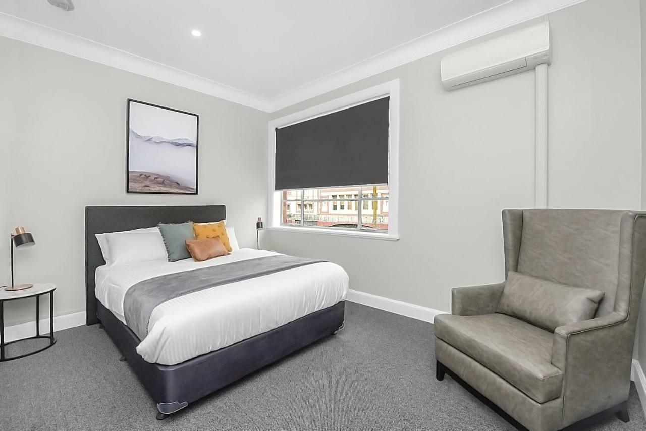 Horse And Jockey Hotel Homebush Сидней Экстерьер фото