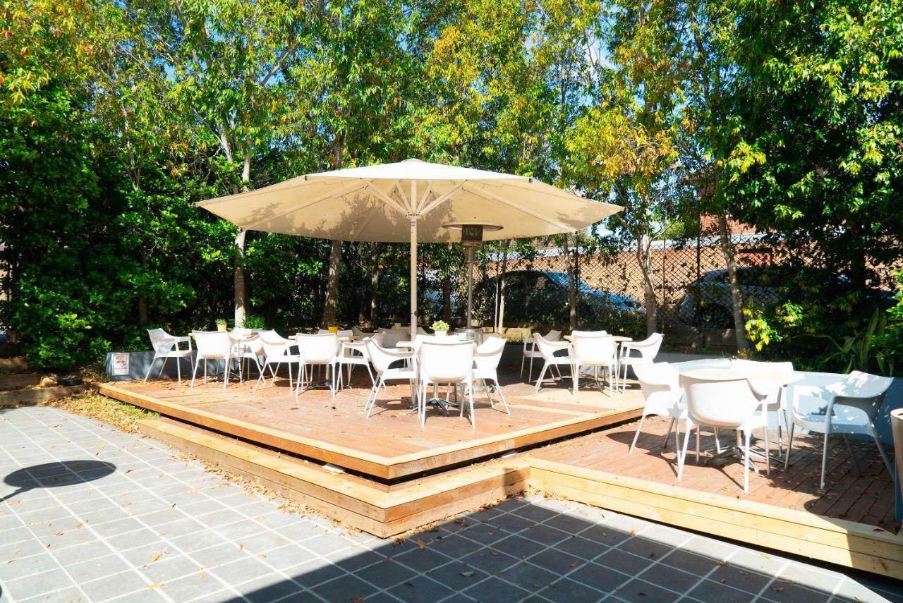 Horse And Jockey Hotel Homebush Сидней Экстерьер фото